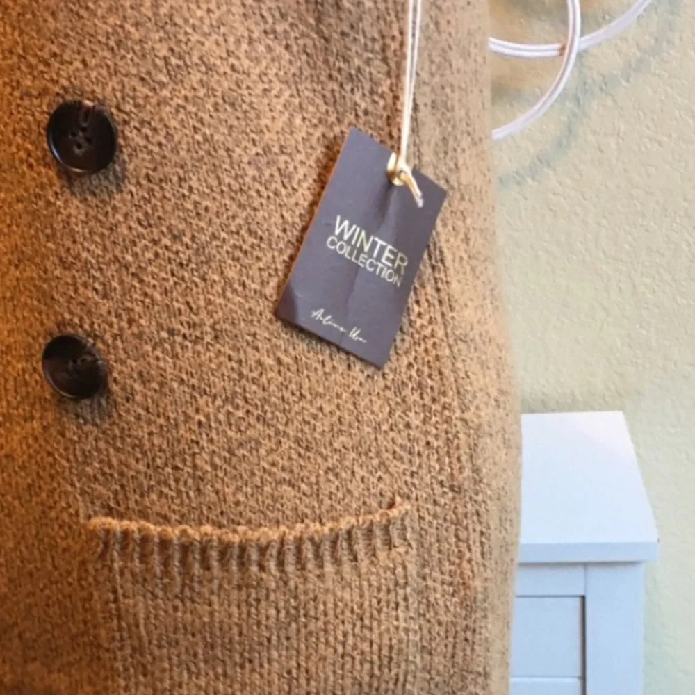 š„LAST ONEš„Mustard Sweater Cardigan Vest - Picture 4 of 6